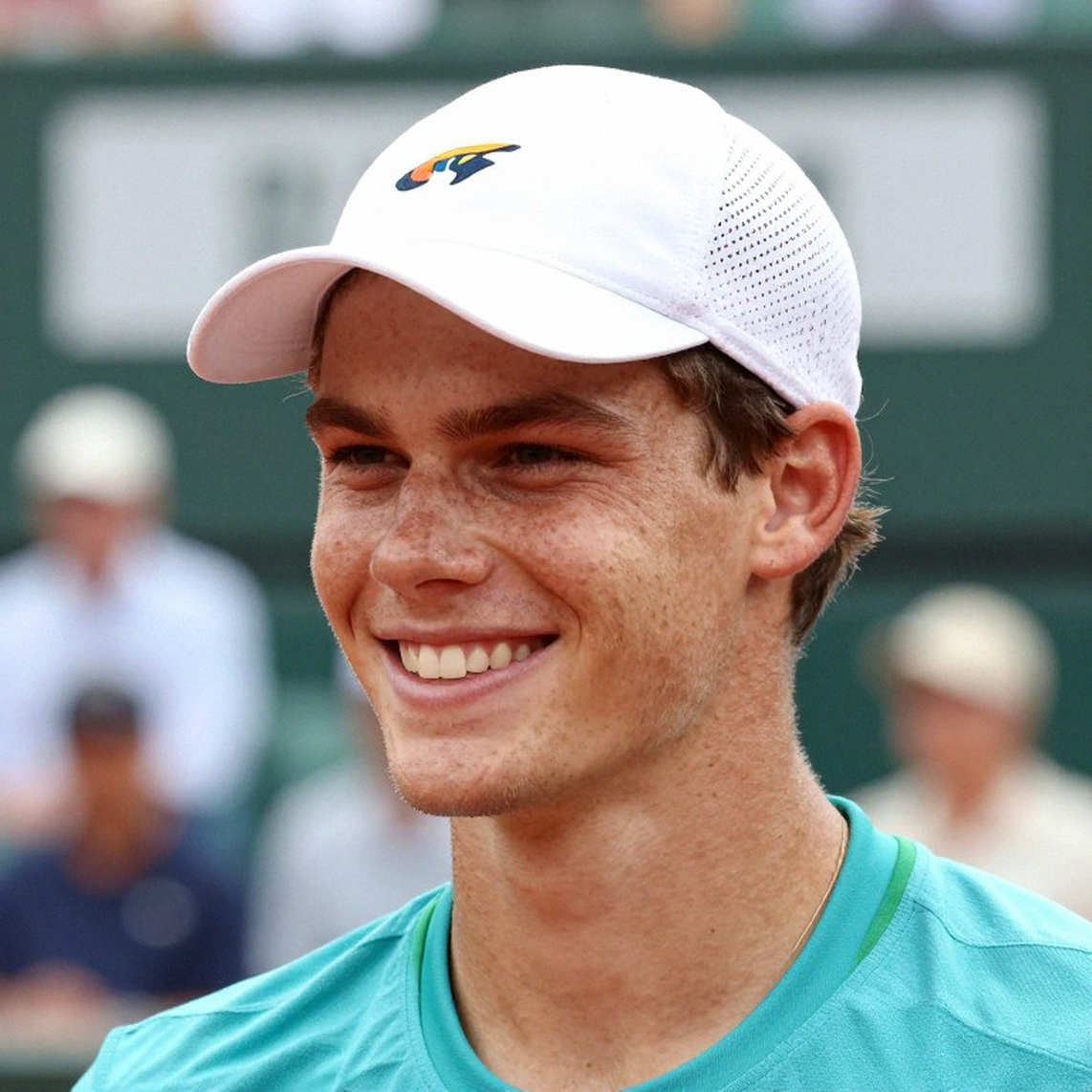 वुहान WTA 1000: 25 वर्षीय खिलाड़ी का पहला खिताब, निर्णायक गेम में 0-40 से वापसी